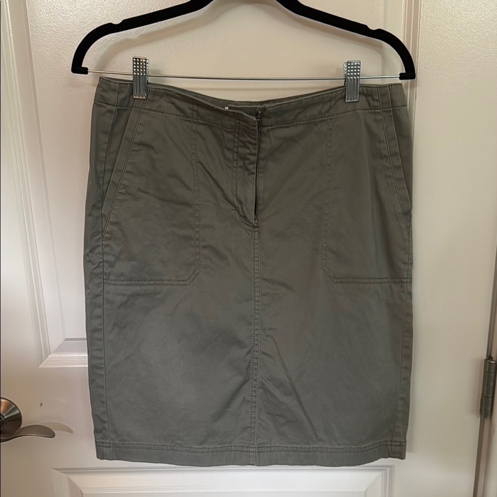 J Jill Classic Greige Women's Skirt